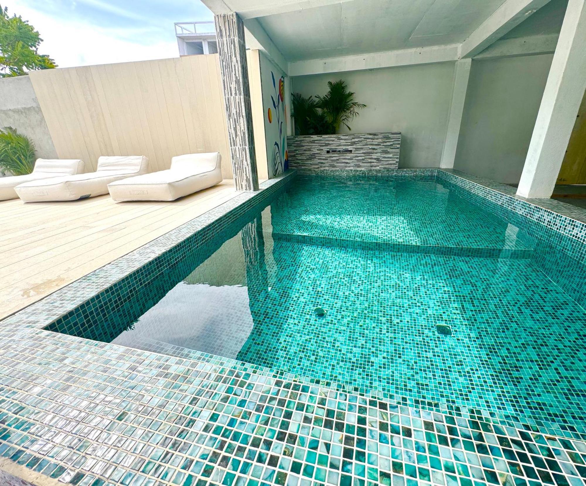 Sands Garden Hotel Thoddoo Eksteriør bilde